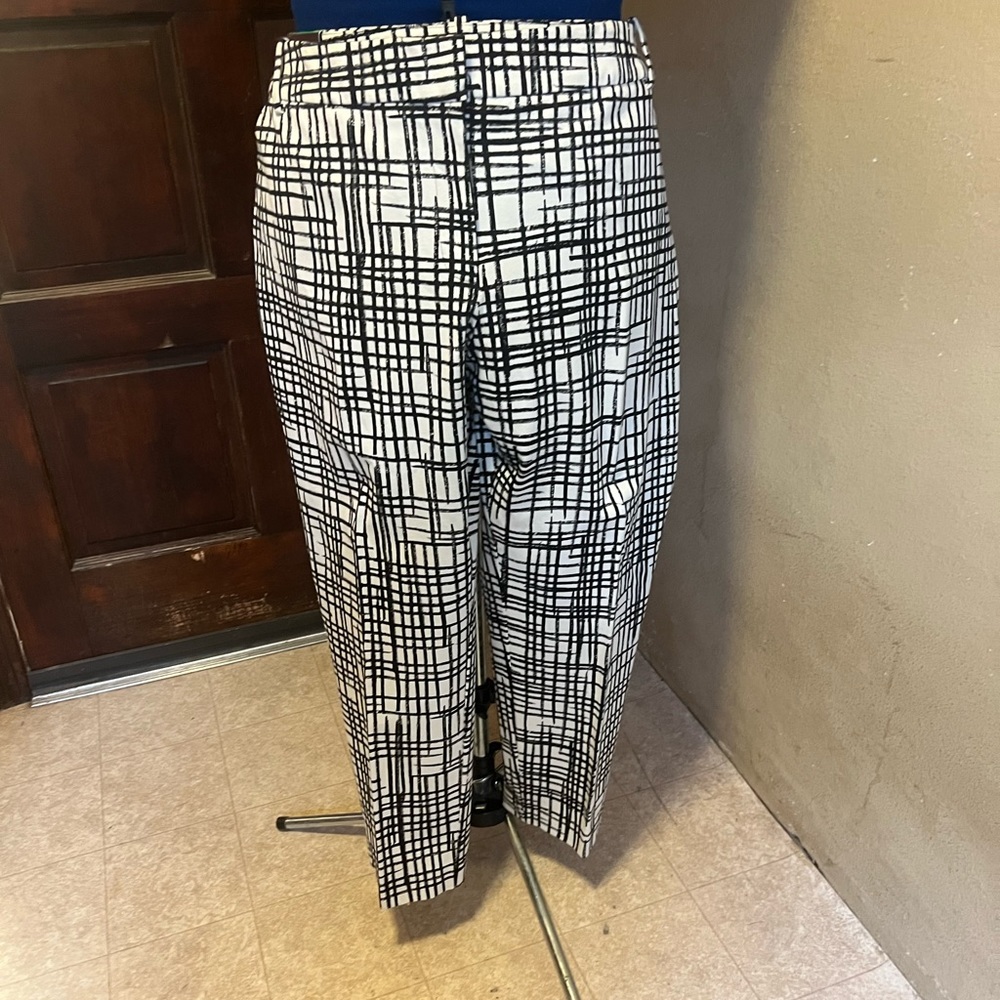 Ava and Viv black and white Dress pants.  New with tags.  Size 22W